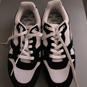 Puma Ladies size 8